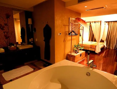 西安莲湖养生会所的黄昏恋：当爱情遇上八十岁